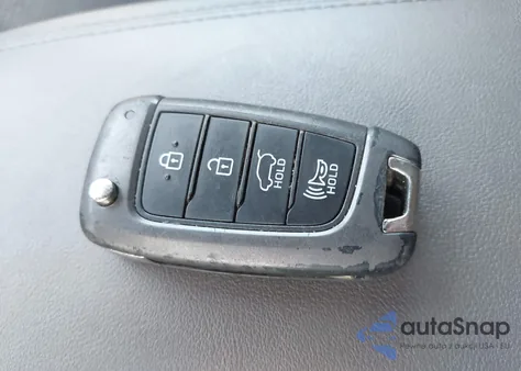 2019 Hyundai Santa Fe Se z USA, uszkodzony, nr VIN 5NMS23AD0KH108658